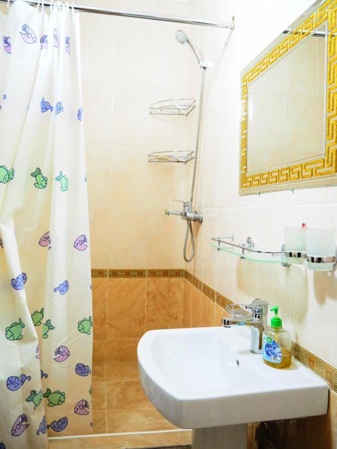 Baktygul Guesthouse Naryn Exterior foto